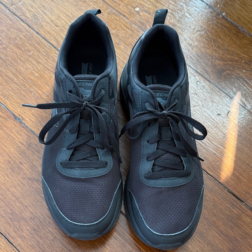 Skechers Men's Charcoal Arch Comfot Sneakers